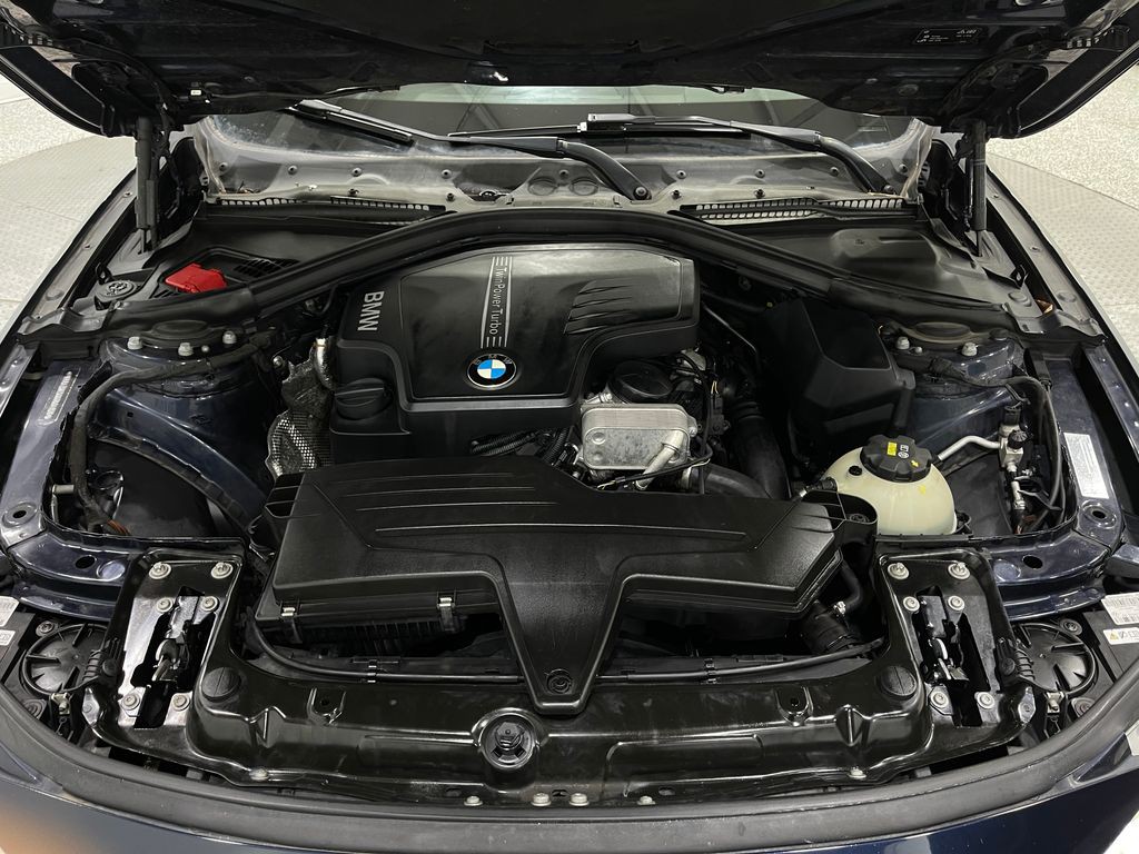 2016 BMW 4 Series Image 28