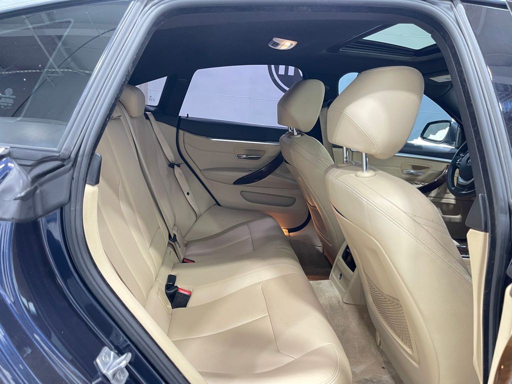 2016 BMW 4 Series Image 32