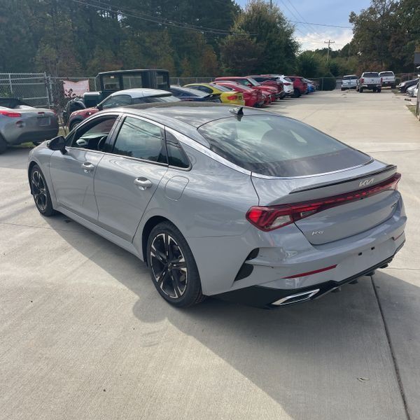 2022 Kia K5 Image 6