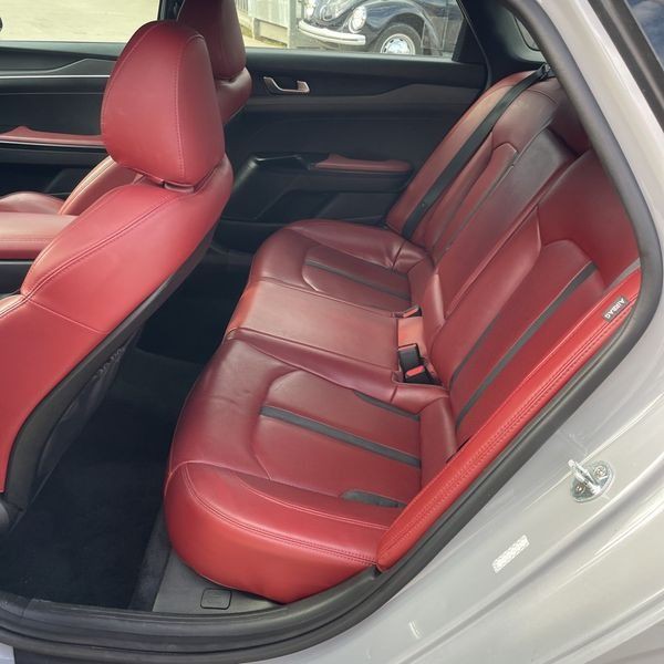 2022 Kia K5 Image 15