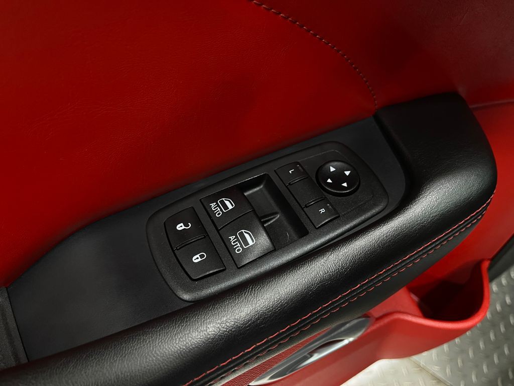 2020 Dodge Challenger Image 15