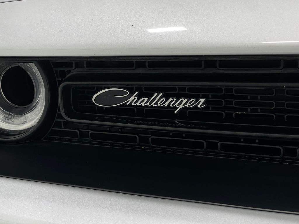 2020 Dodge Challenger Image 38