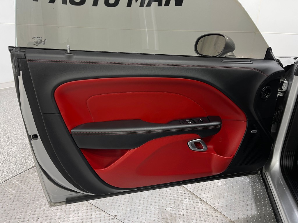 2020 Dodge Challenger Image 14