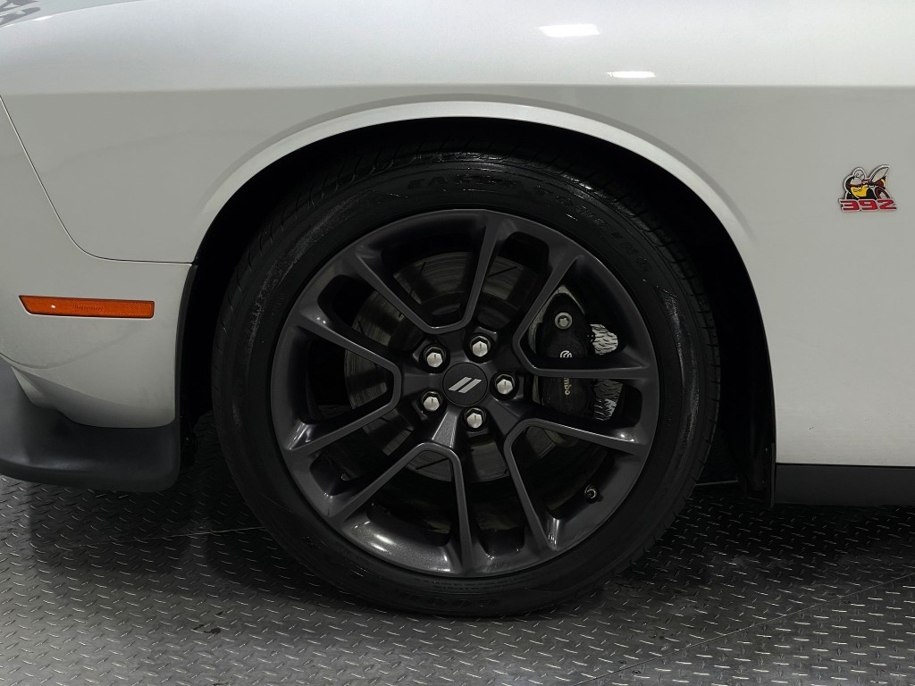 2020 Dodge Challenger Image 35