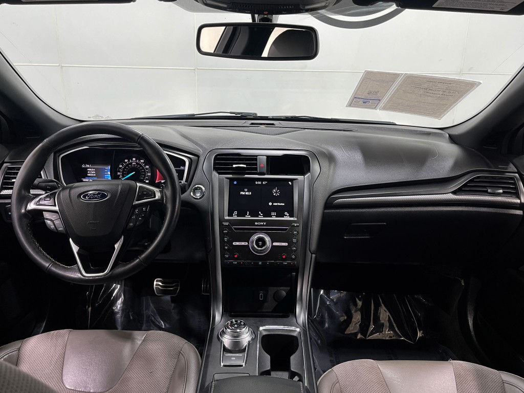 2017 Ford Fusion Image 18