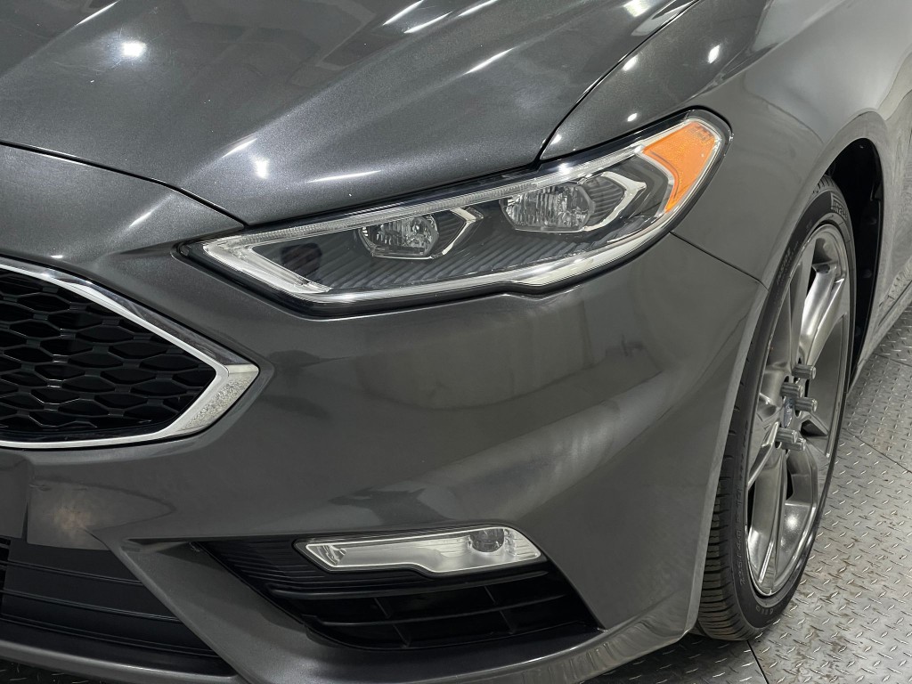 2017 Ford Fusion Image 31