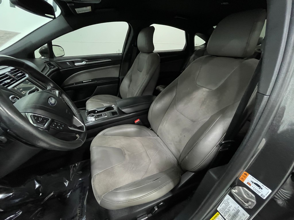 2017 Ford Fusion Image 13