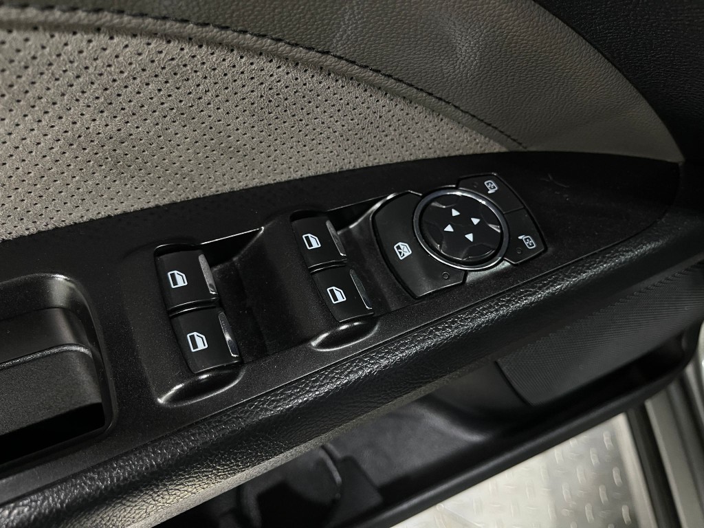 2017 Ford Fusion Image 15