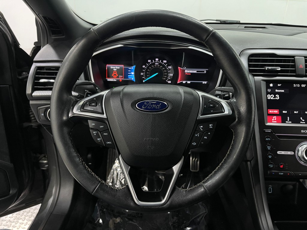 2017 Ford Fusion Image 21