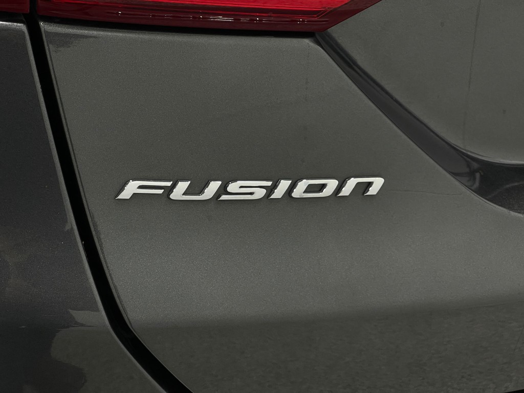 2017 Ford Fusion Image 36