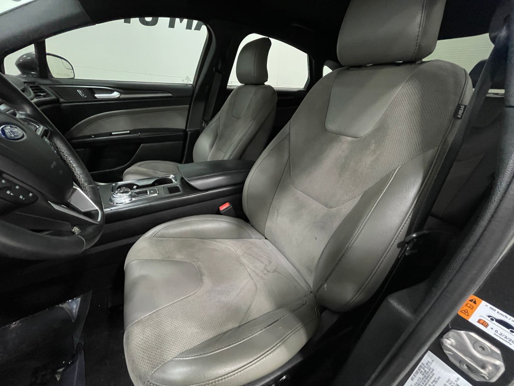 2017 Ford Fusion Image 12