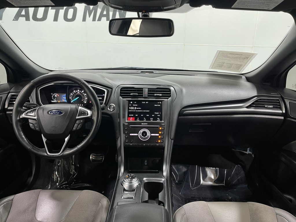 2017 Ford Fusion Image 17