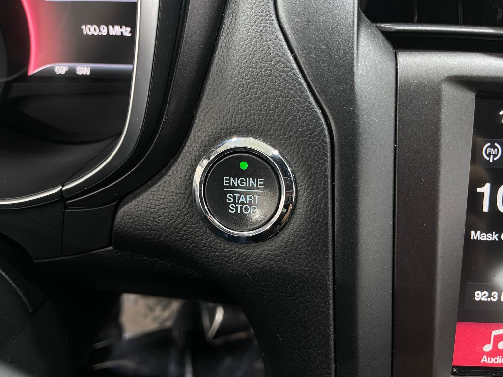 2017 Ford Fusion Image 19