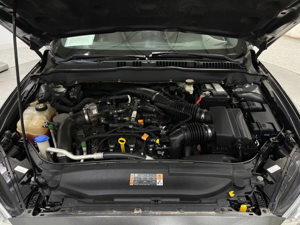 2017 Ford Fusion Image 24