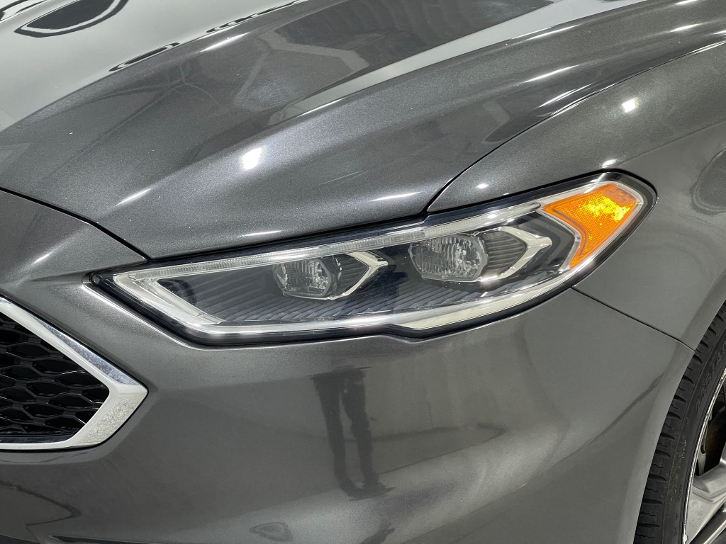 2017 Ford Fusion Image 30