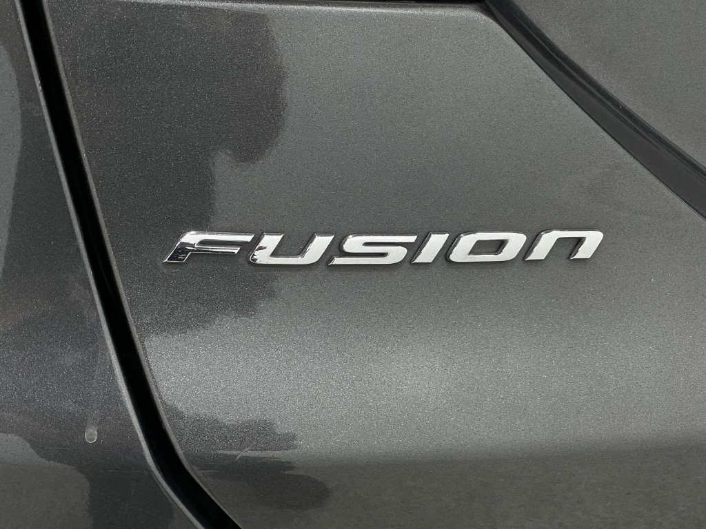 2017 Ford Fusion Image 34