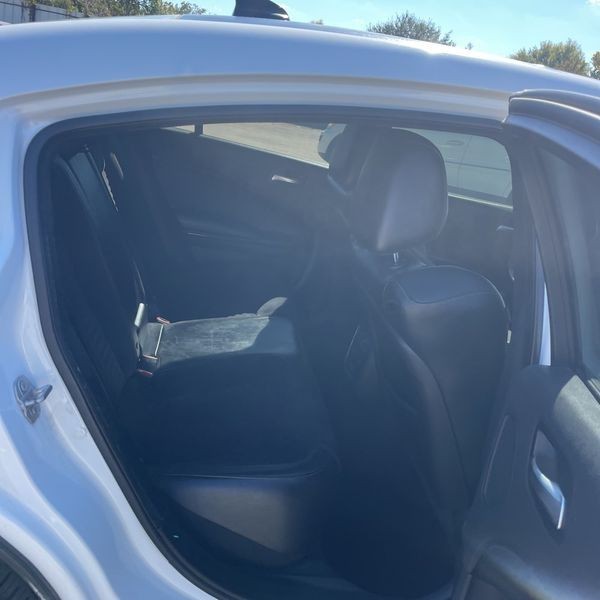 2017 Dodge Charger Image 9