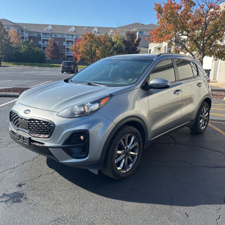 2021 Kia Sportage Image 2