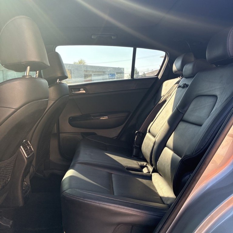 2021 Kia Sportage Image 17