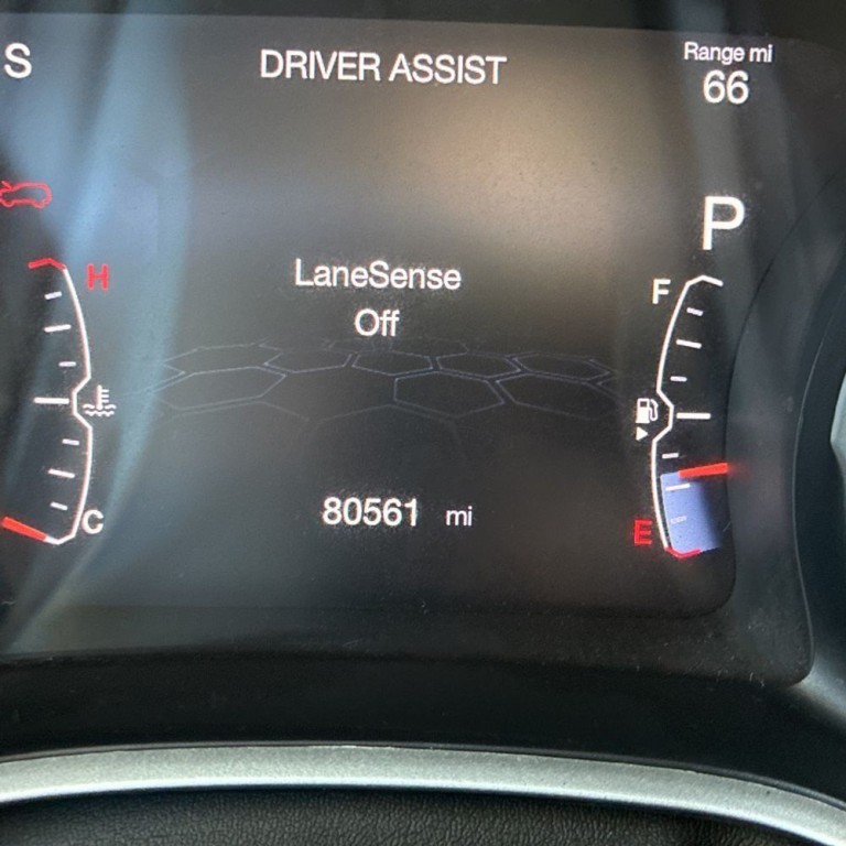 2018 Jeep Compass Image 10