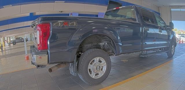 2017 Ford F-250 Image 3