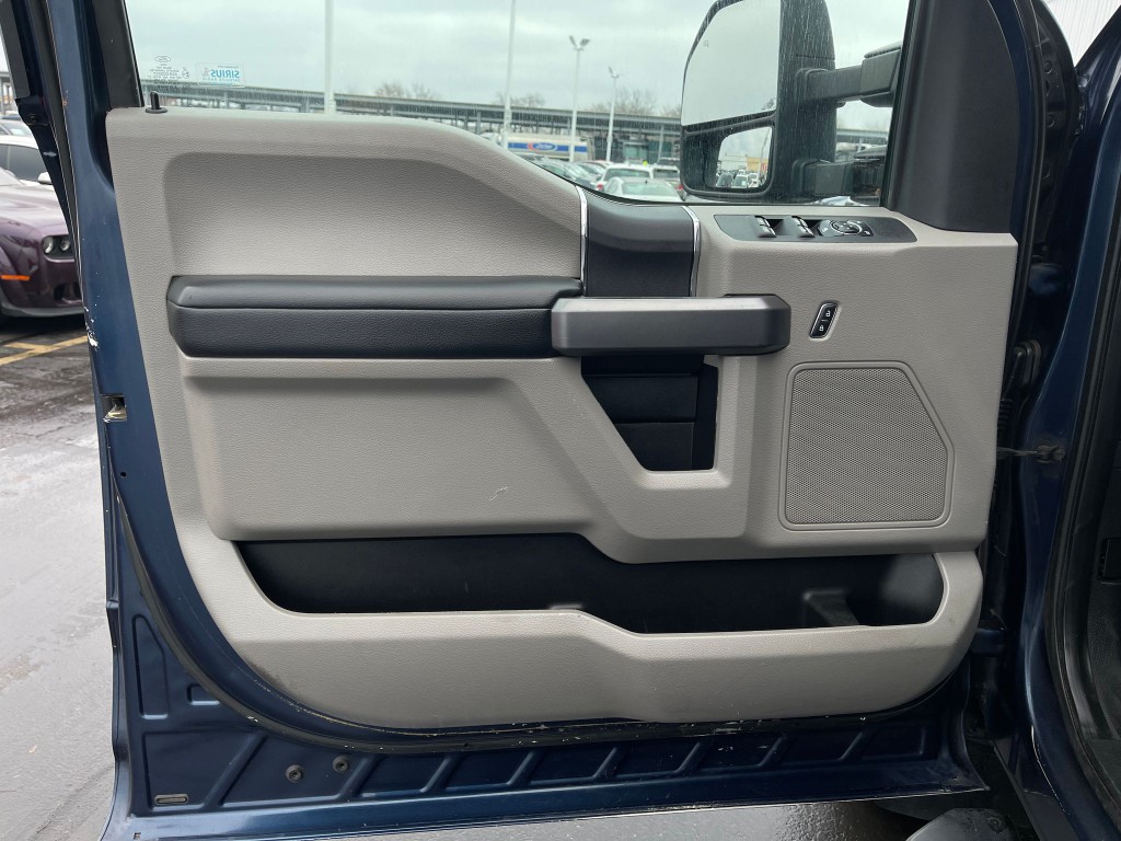 2017 Ford F-250 Image 11