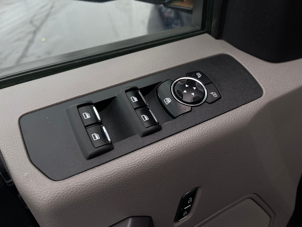 2017 Ford F-250 Image 12