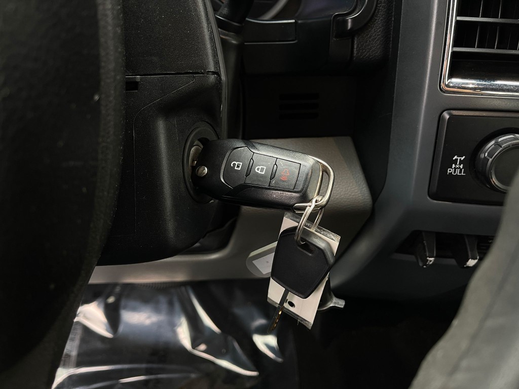 2017 Ford F-250 Image 16