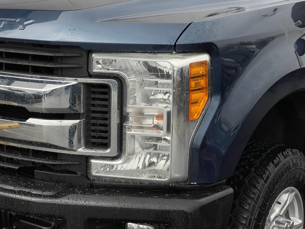 2017 Ford F-250 Image 28