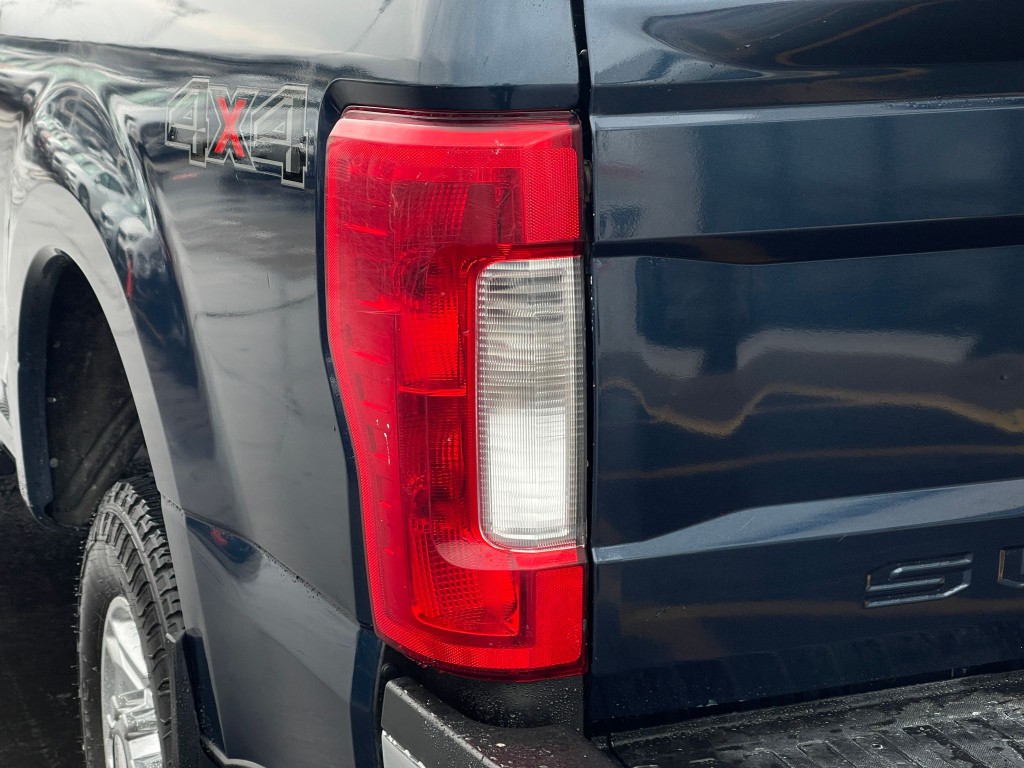 2017 Ford F-250 Image 29