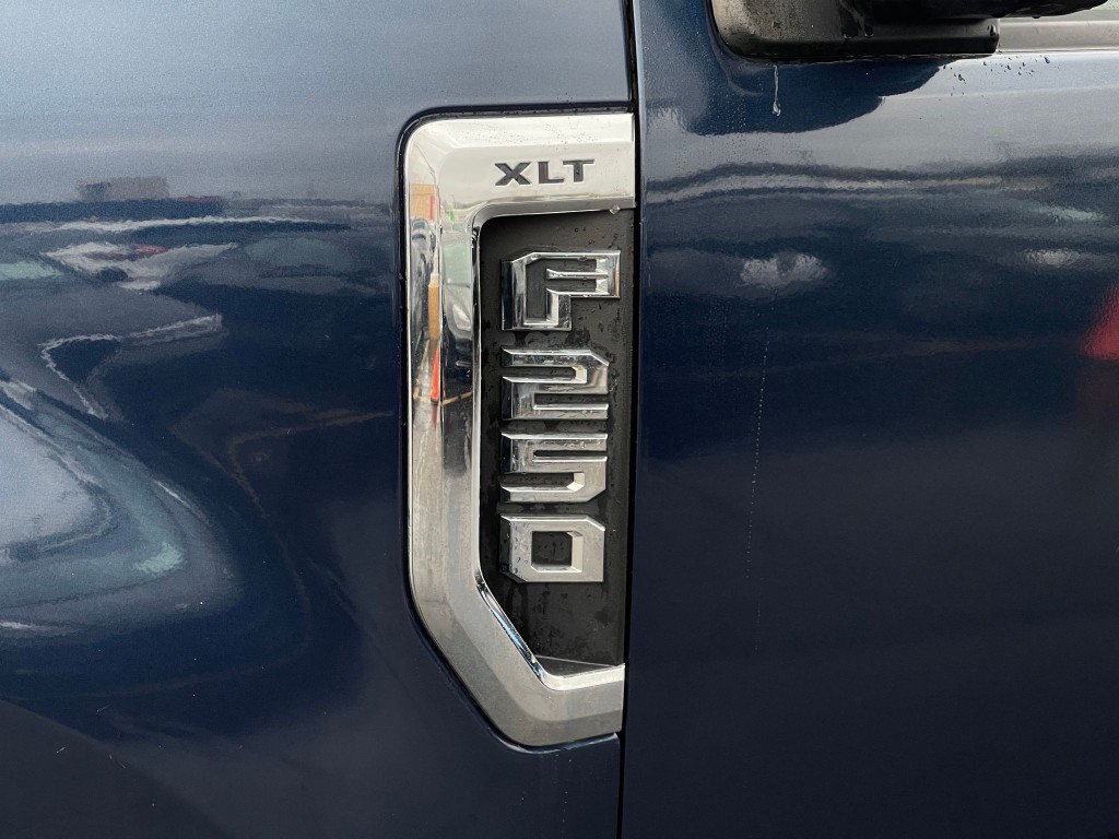 2017 Ford F-250 Image 36