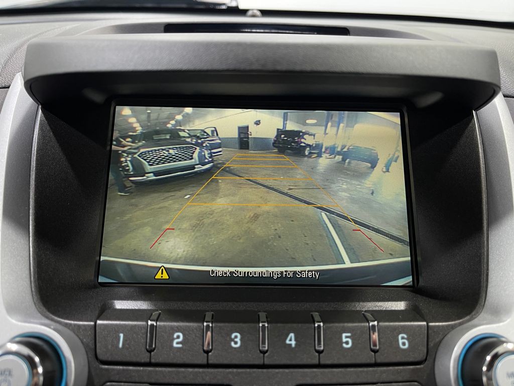 2016 Chevrolet Equinox Image 11