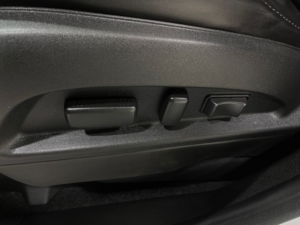 2016 Chevrolet Equinox Image 18