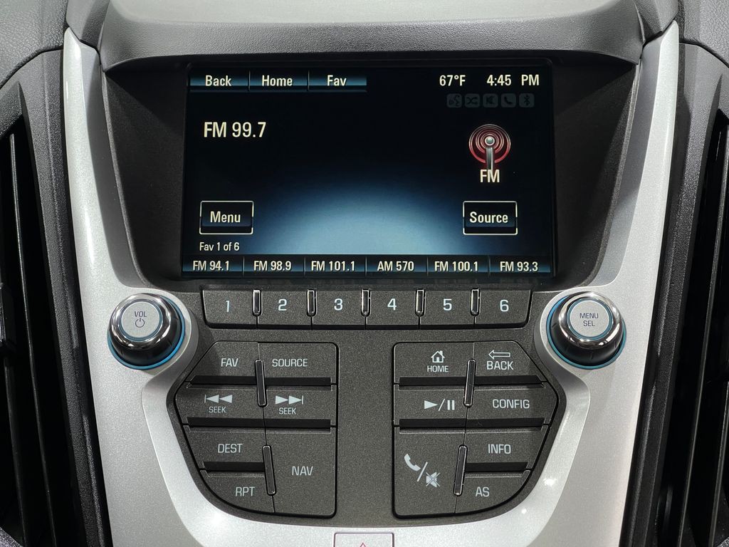 2016 Chevrolet Equinox Image 25