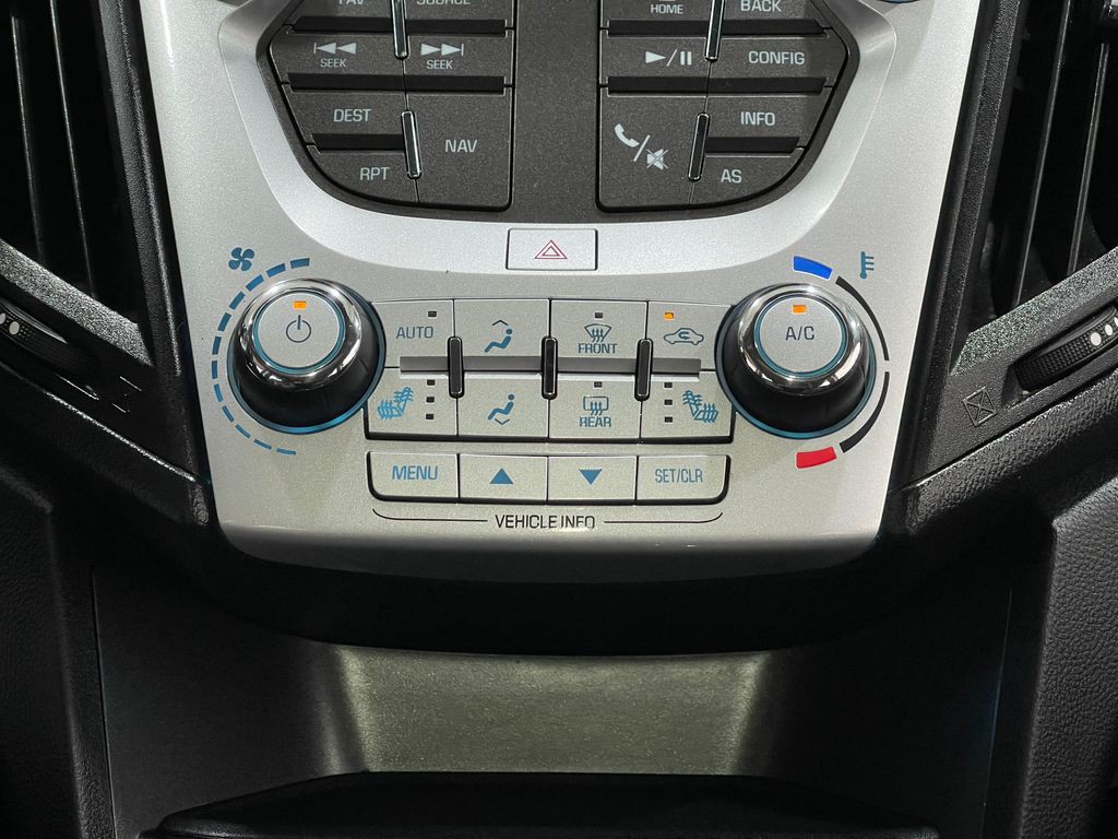 2016 Chevrolet Equinox Image 26