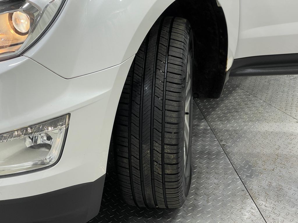 2016 Chevrolet Equinox Image 37