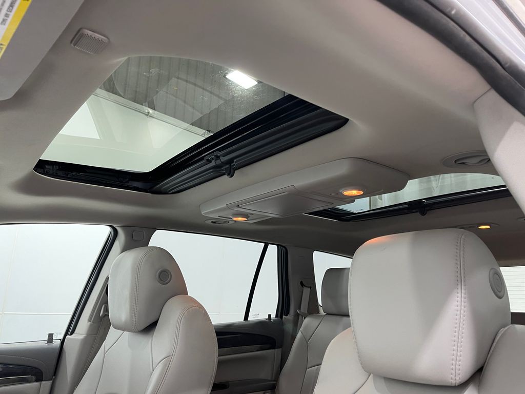 2016 Buick Enclave Image 13