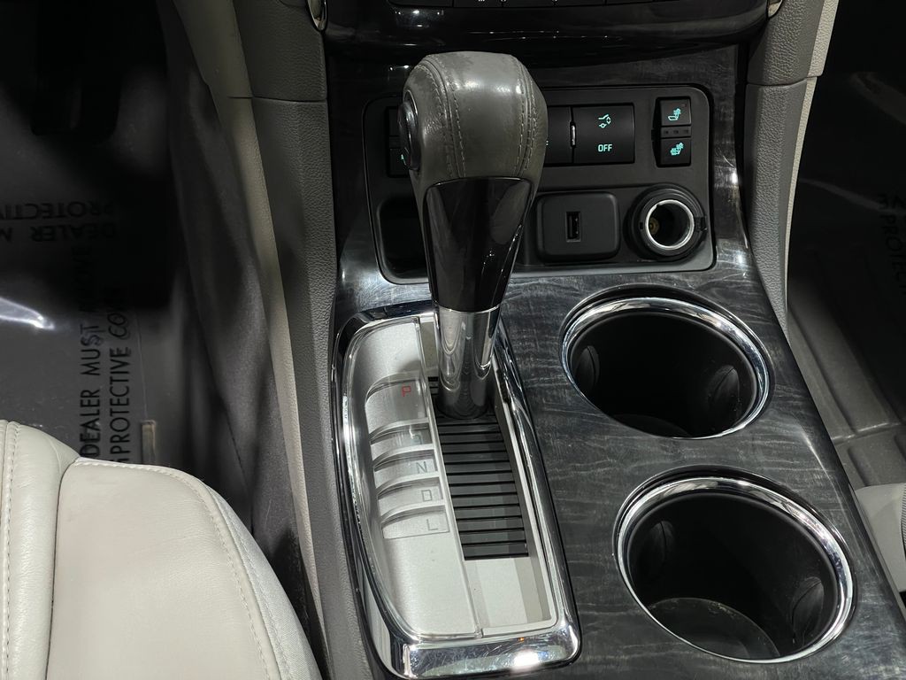 2016 Buick Enclave Image 30