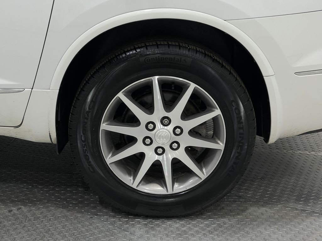 2016 Buick Enclave Image 38