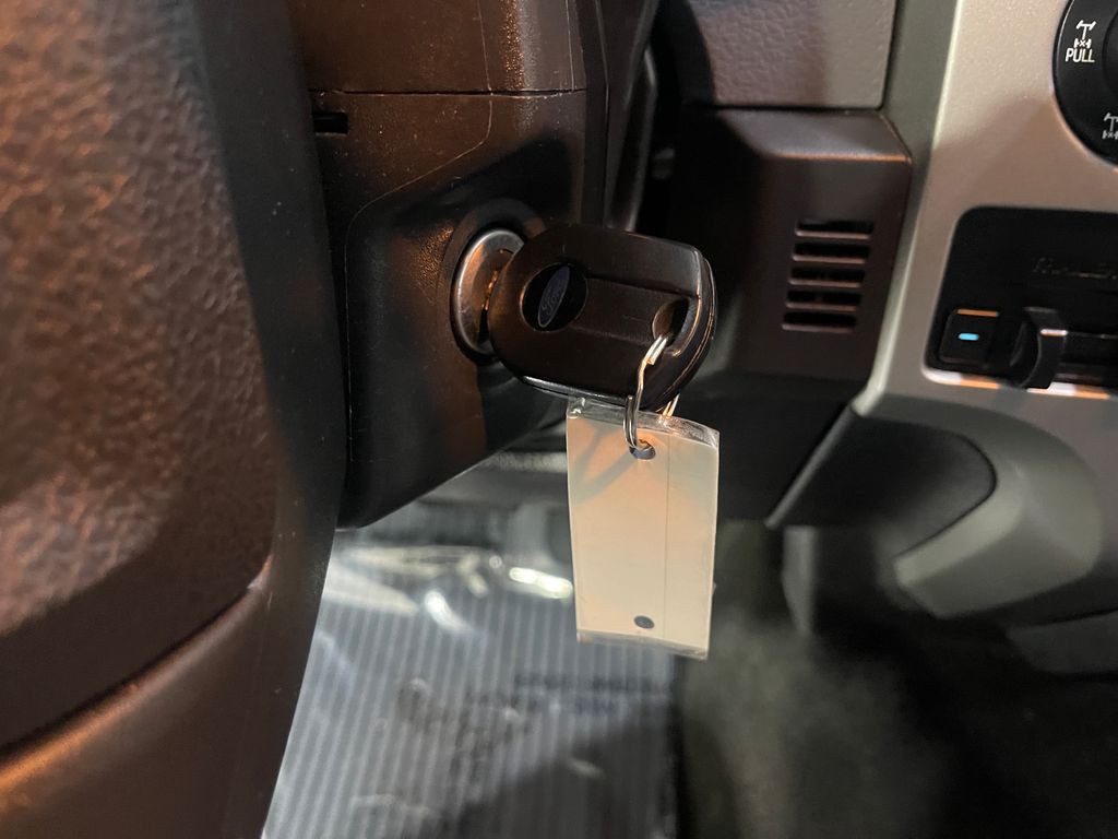 2014 Ford F-150 Image 19