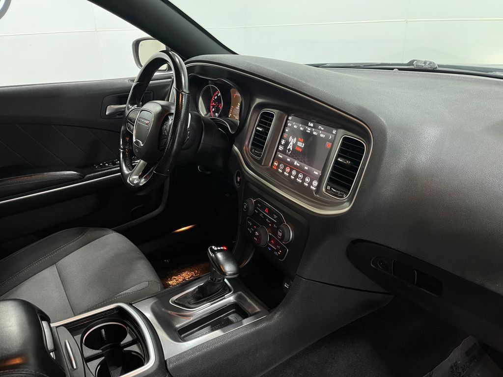 2022 Dodge Charger Image 19