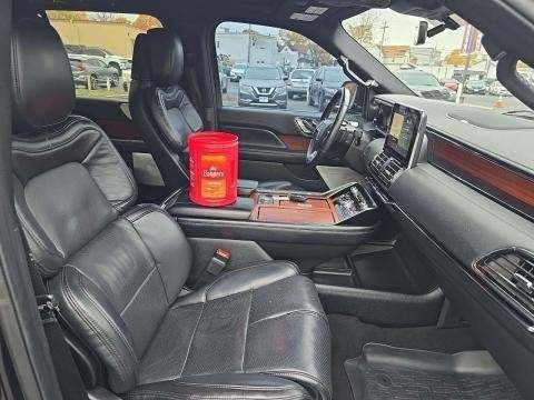 2020 Lincoln Navigator Image 6