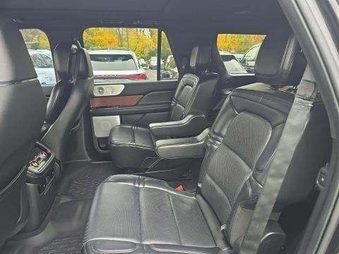 2020 Lincoln Navigator Image 12