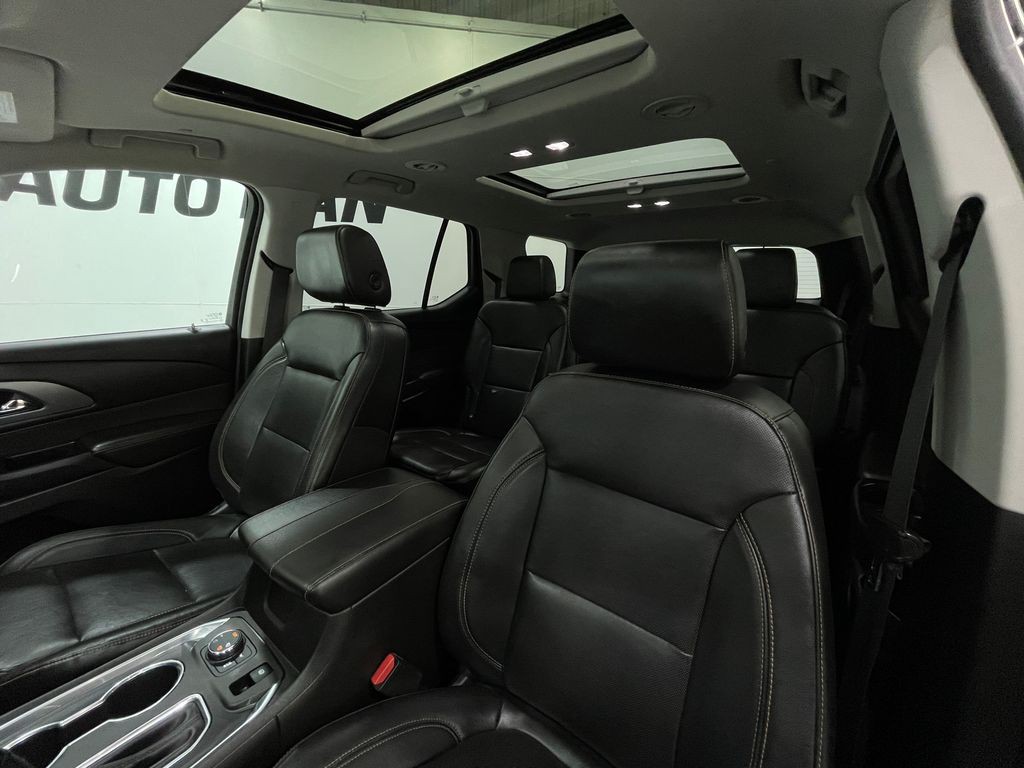 2019 Chevrolet Traverse Image 14