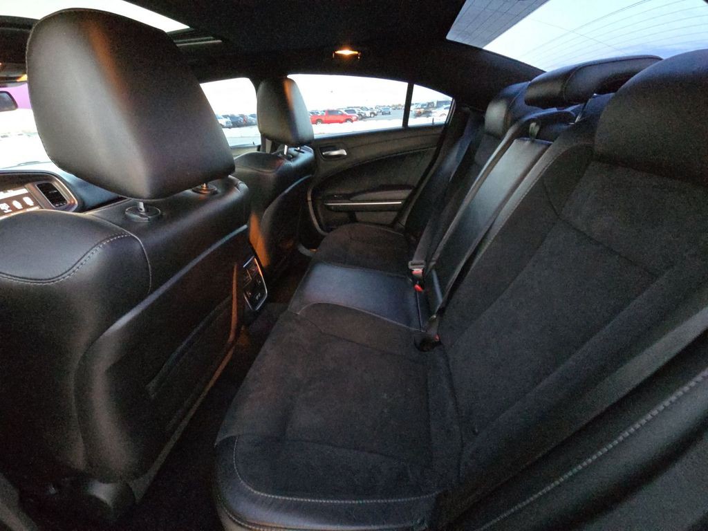 2019 Dodge Charger Image 10