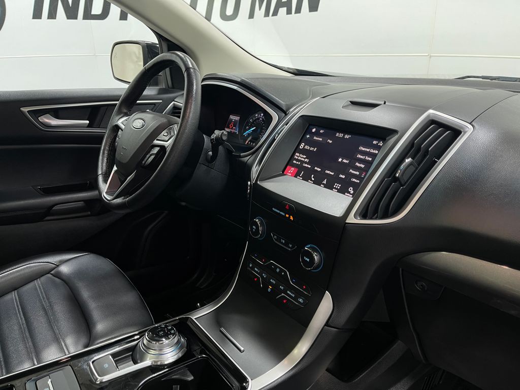 2019 Ford Edge Image 15