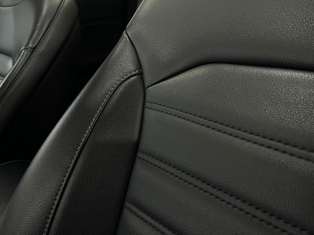 2019 Ford Edge Image 24