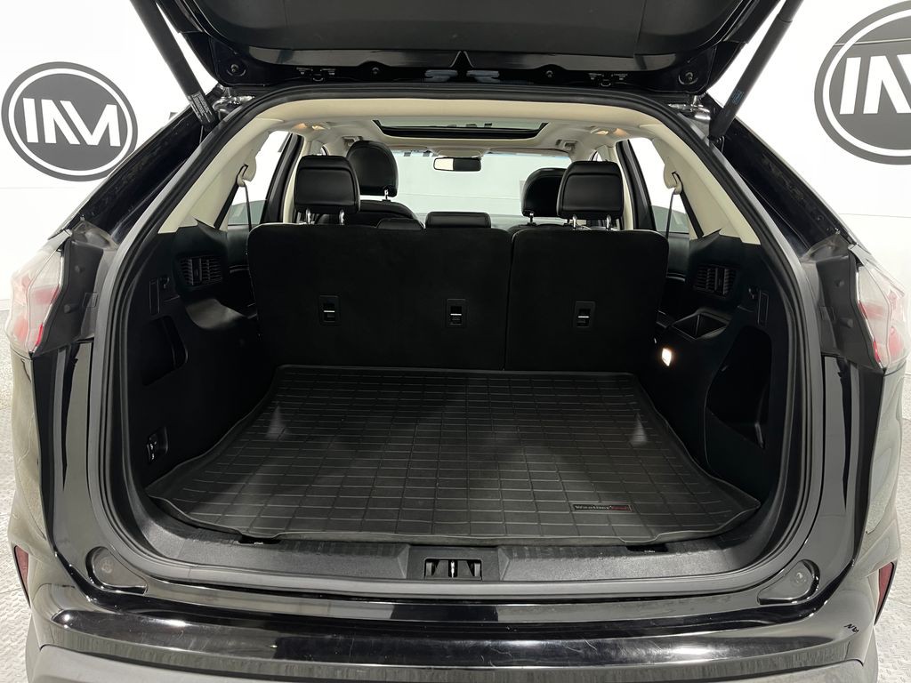 2019 Ford Edge Image 27