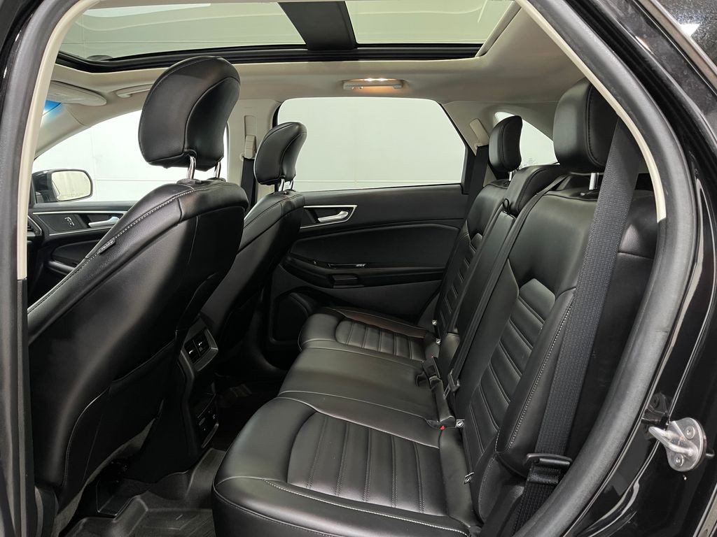 2019 Ford Edge Image 31