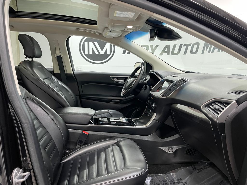 2019 Ford Edge Image 33